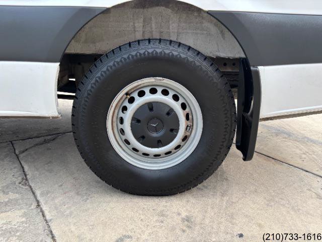 Used 2025 Mercedes-Benz Sprinter 2500 image 31