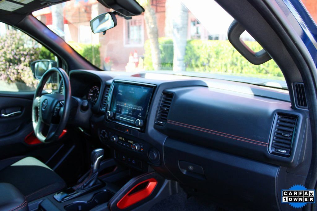 Used 2022 Nissan Frontier PRO-4X w/ Technology Package image 34