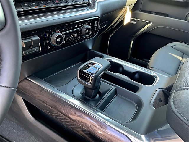 New 2026 Chevrolet Silverado 1500 LTZ w/ LTZ Premium Package image 12