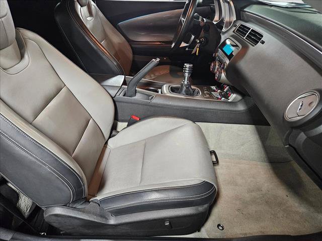 Used 2010 Chevrolet Camaro SS w/ RS Package RWD image 19