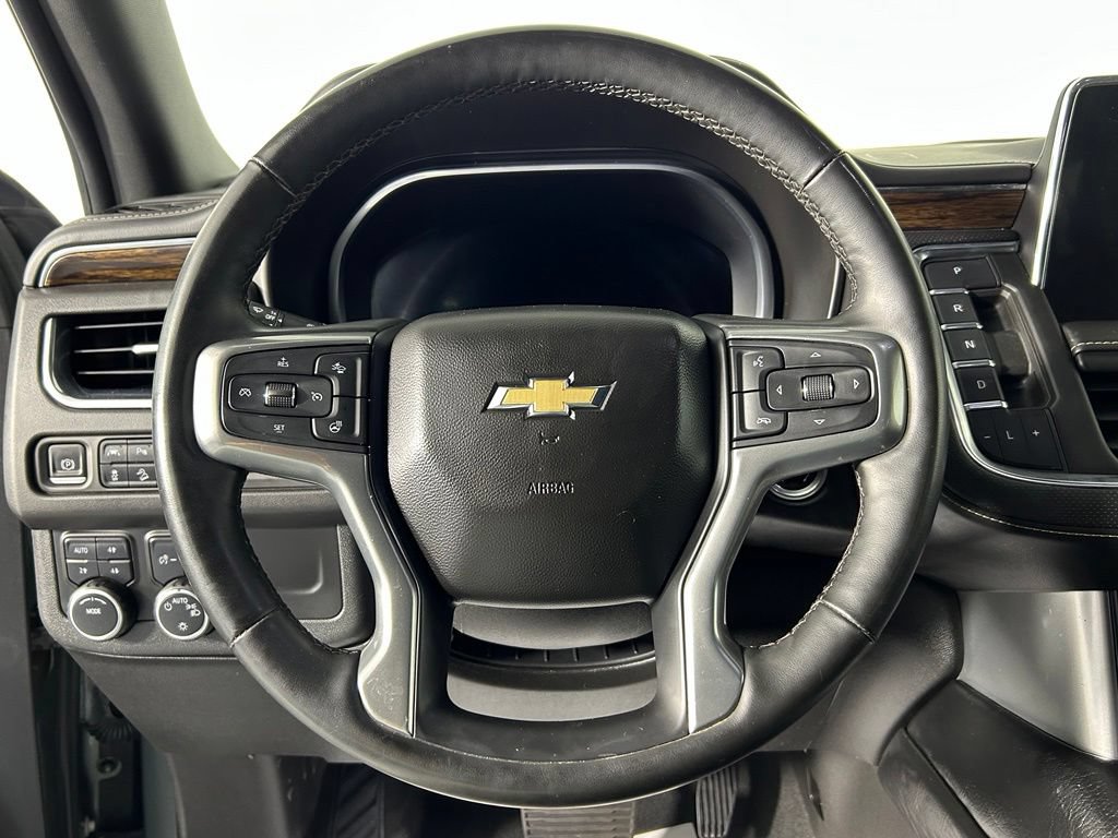 Used 2023 Chevrolet Suburban Premier AWD/4WD image 24