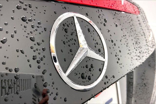 Used 2019 Mercedes-Benz SL 550 image 30