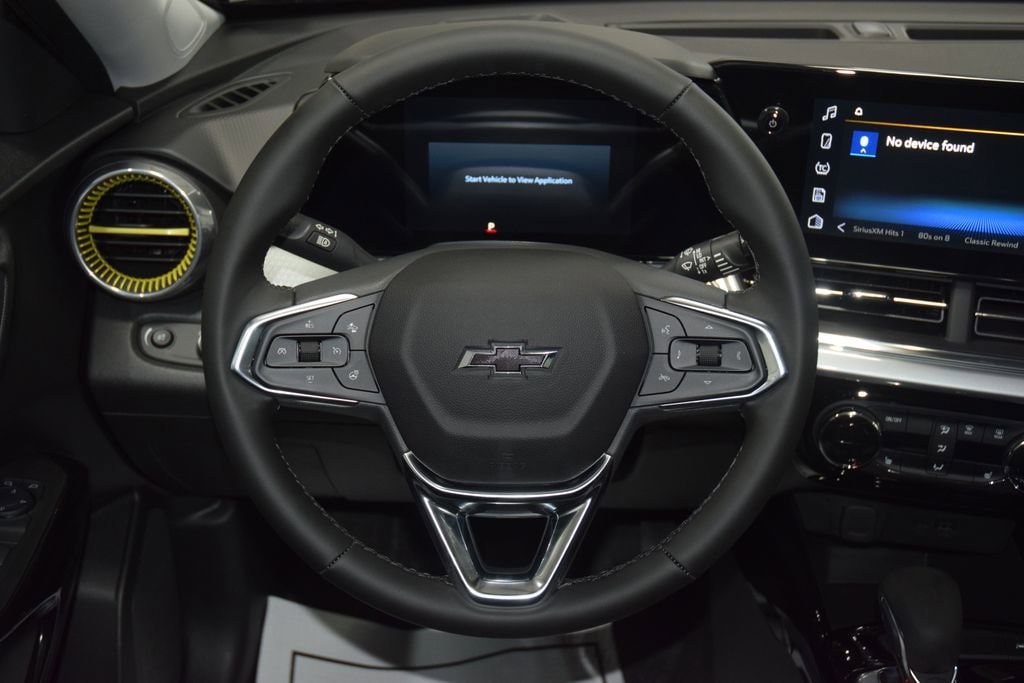 New 2026 Chevrolet Trax LT w/ Midnight Edition FWD image 34