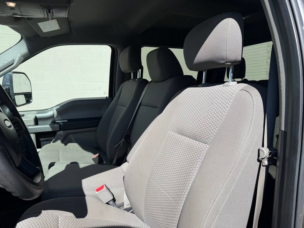 Used 2017 Ford F250 XLT w/ XLT Premium Package AWD/4WD image 20