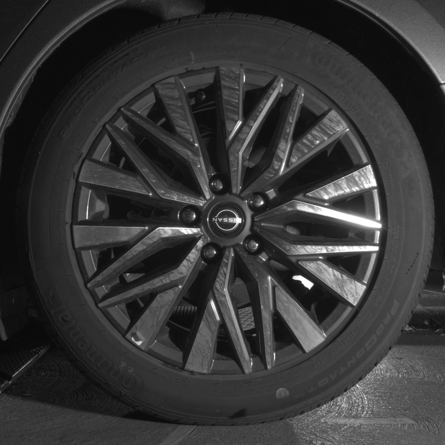 Used 2025 Nissan Altima 2.5 SV FWD image 14