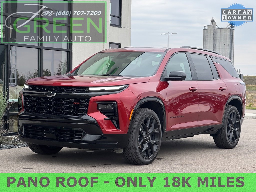 Used 2024 Chevrolet Traverse RS w/ LPO, Floor Liner Package image 1