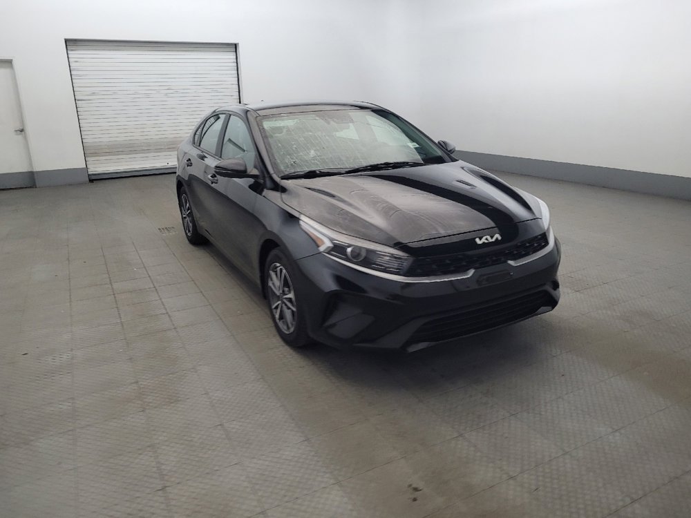 Used 2023 Kia Forte LXS w/ LXS Technology Package FWD image 13