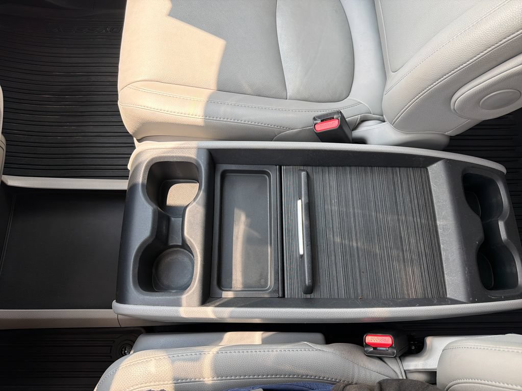 Used 2018 Honda Odyssey EX-L image 27