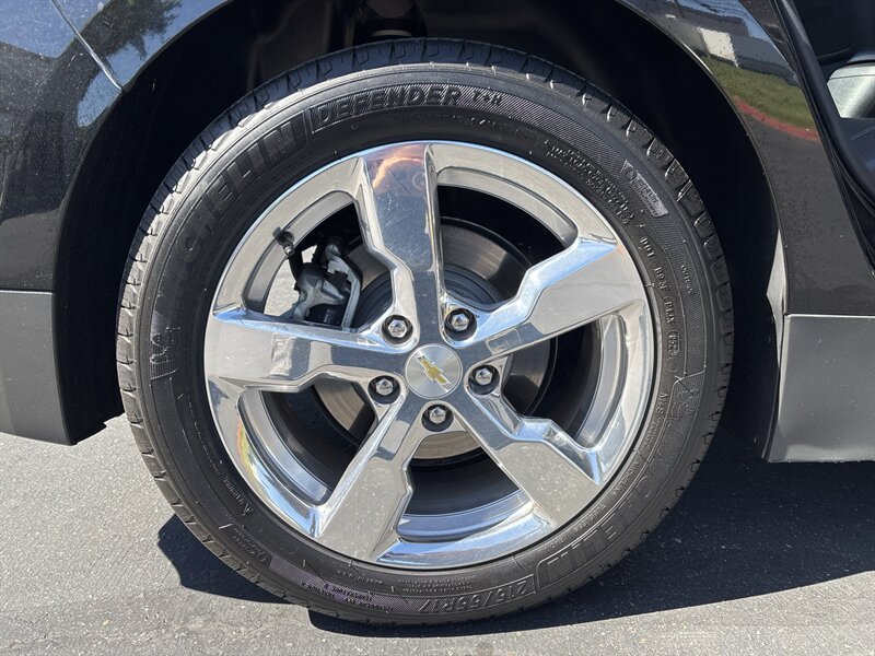 Used 2011 Chevrolet Volt Premium w/ Premium Trim Package FWD image 14