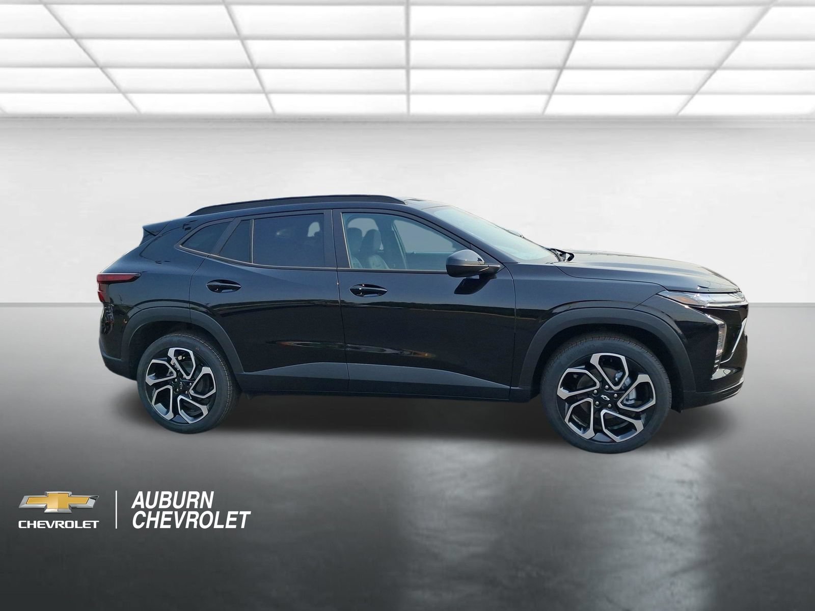 New 2026 Chevrolet Trax RS w/ Driver Confidence Package FWD image 2