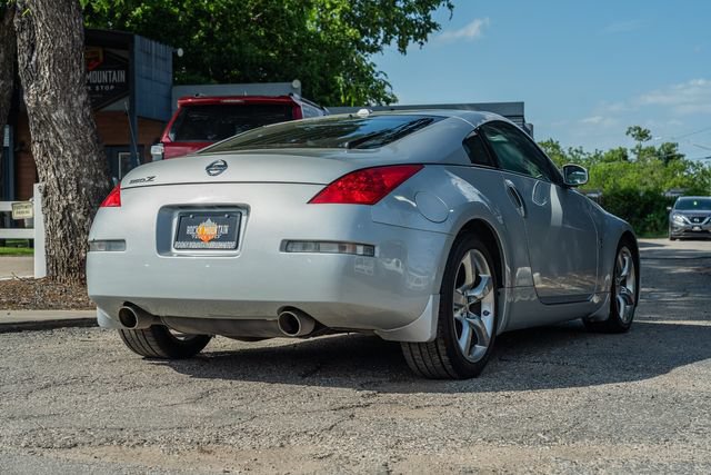 Used 2008 Nissan 350Z Touring RWD image 6
