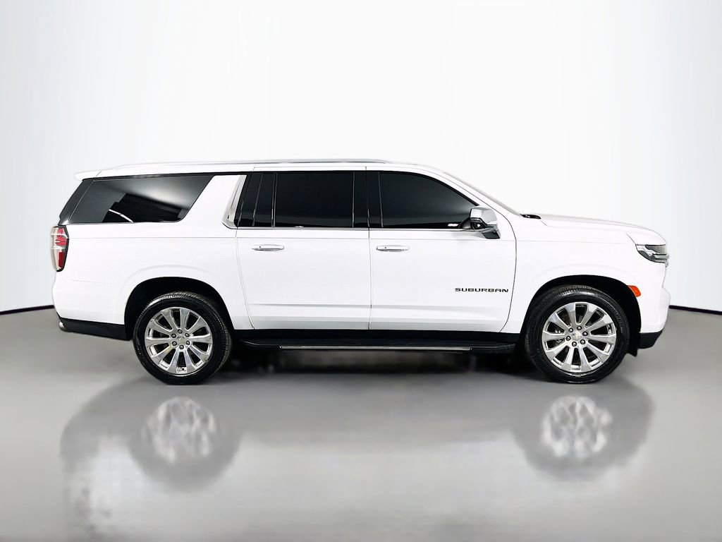 Used 2021 Chevrolet Suburban Premier w/ Premium Package AWD/4WD image 4