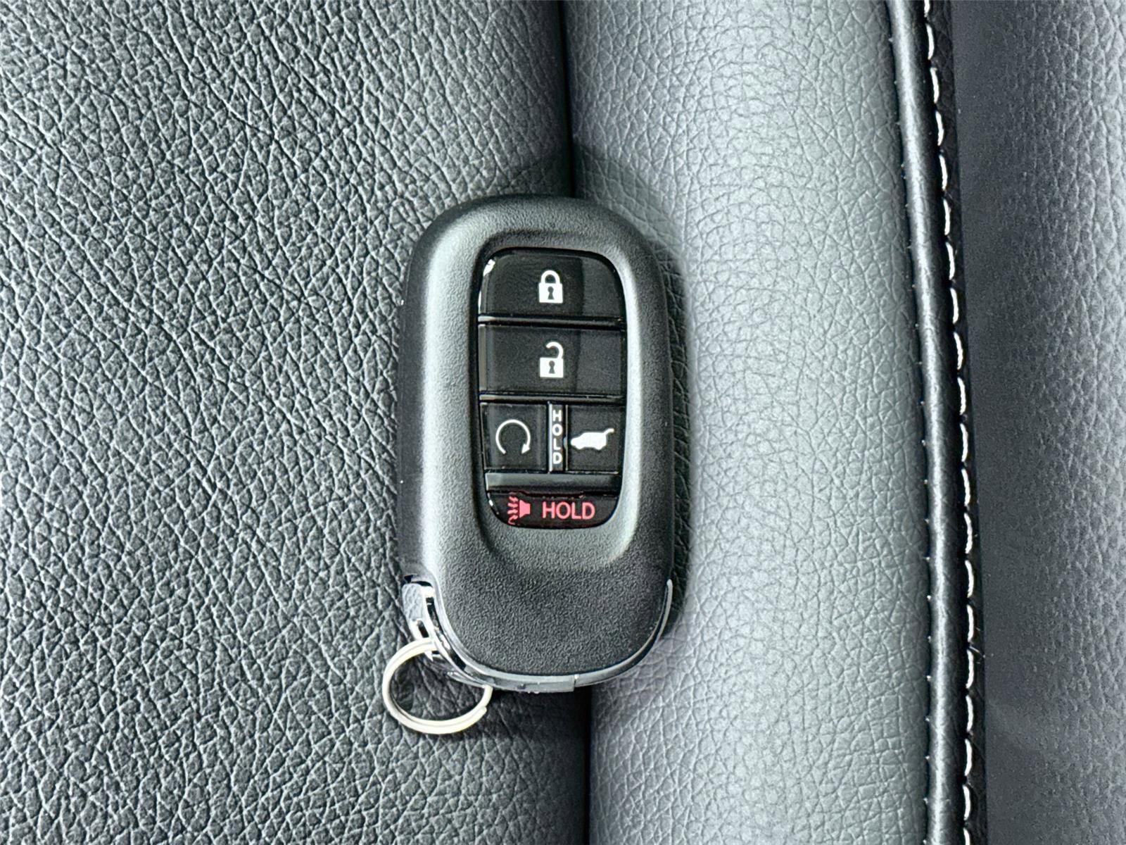 New 2026 Honda Pilot Touring image 36