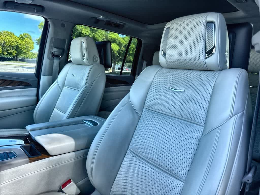 Used 2024 Cadillac Escalade ESV Sport Platinum RWD image 14