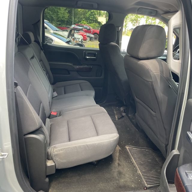 Used 2018 GMC Sierra 1500 SLE w/ SLE Value Package AWD/4WD image 4