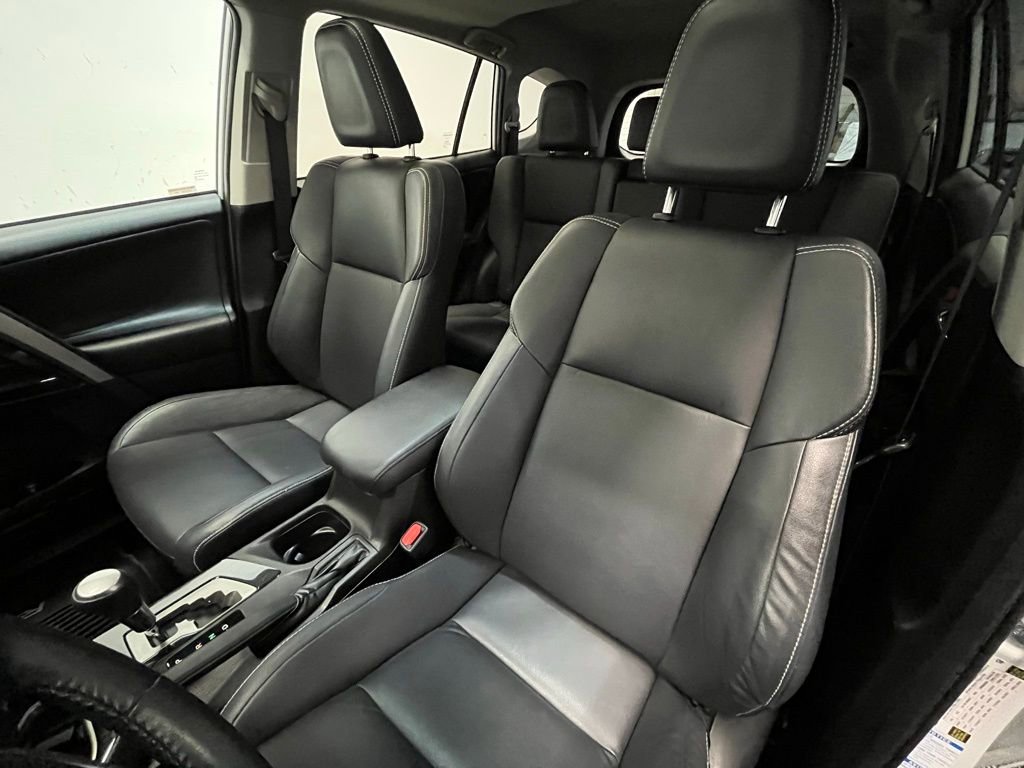 Used 2017 Toyota RAV4 Limited w/ Advanced Technology Package image 11