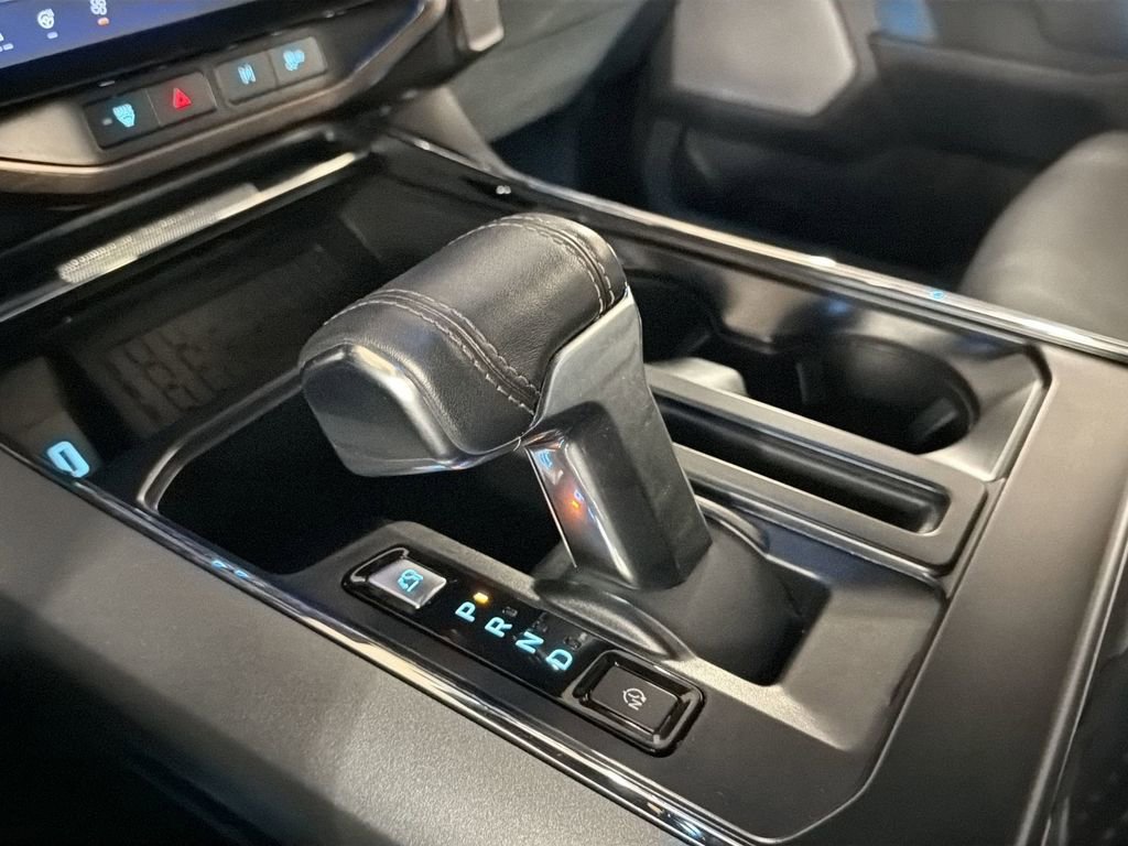 Used 2023 Ford F150 Lightning Lariat image 23