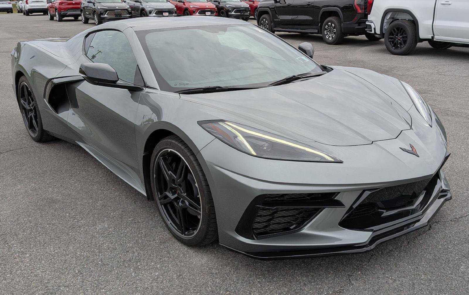 Used 2023 Chevrolet Corvette Stingray Coupe w/ 1LT RWD image 5