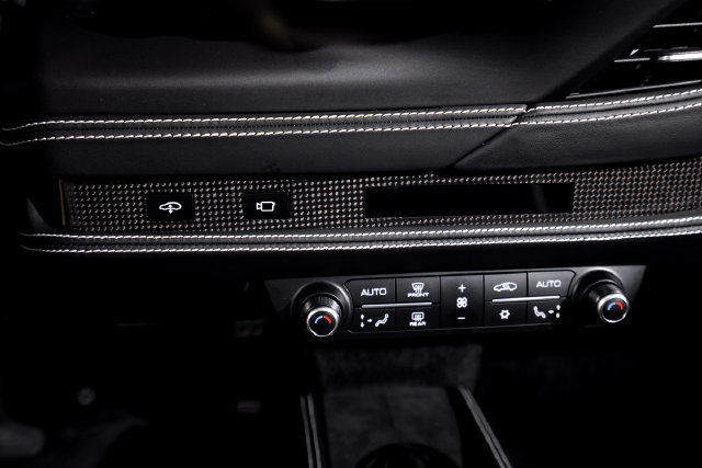 Used 2021 Ferrari F8 Tributo RWD image 45