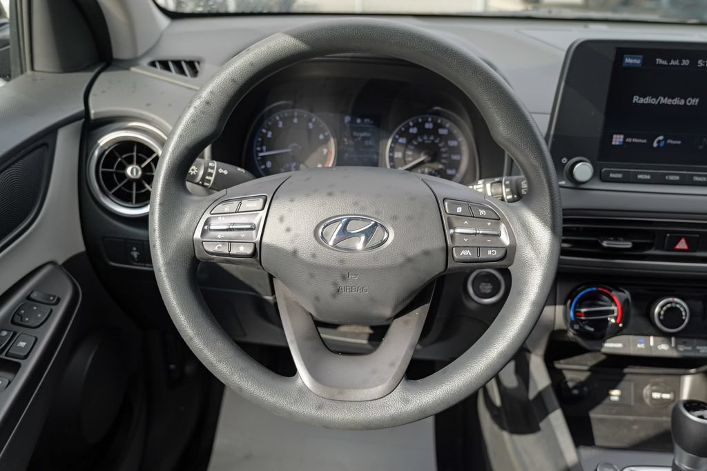 Used 2023 Hyundai Kona SEL AWD/4WD image 40