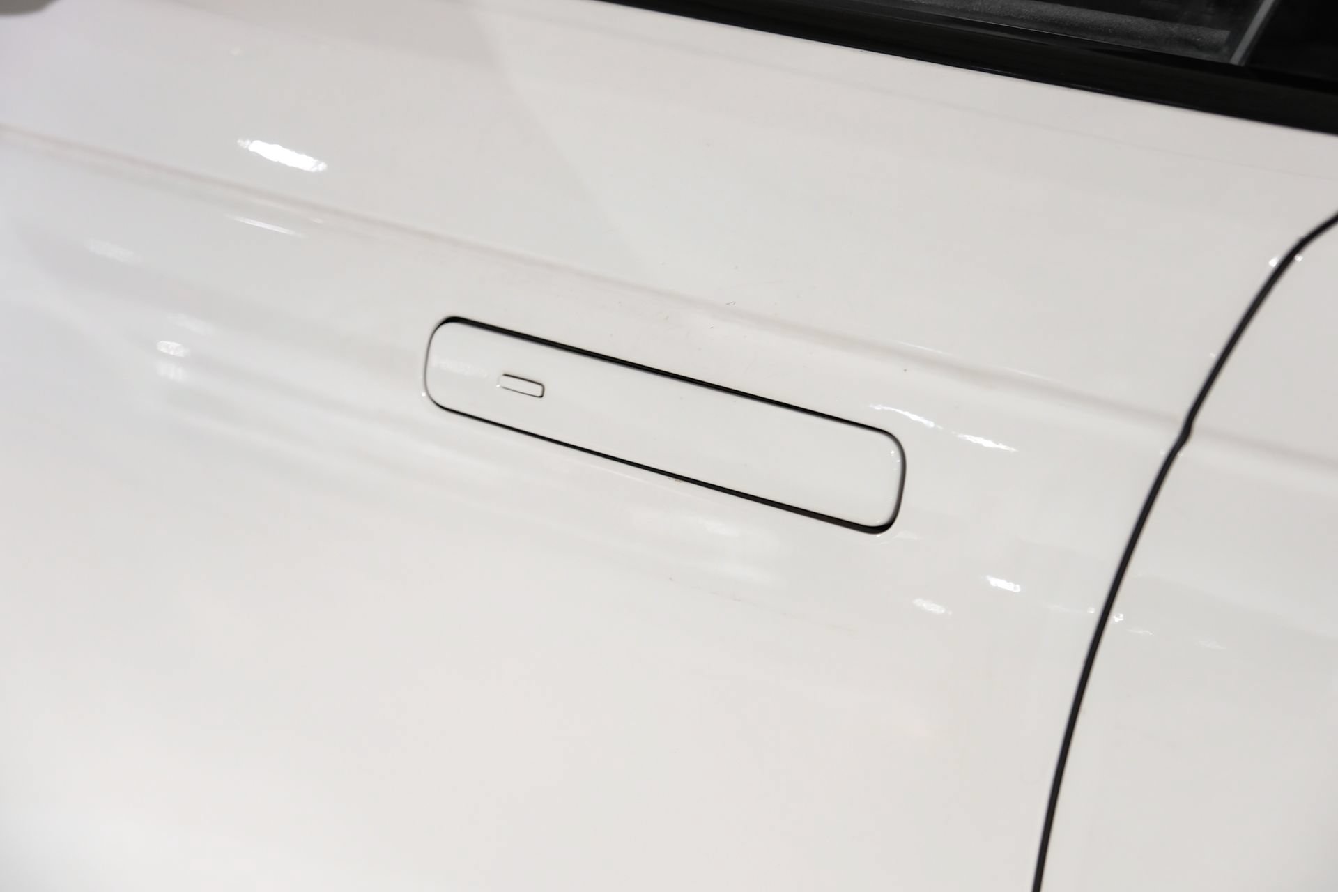 Used 2024 Land Rover Range Rover Velar S AWD/4WD image 46