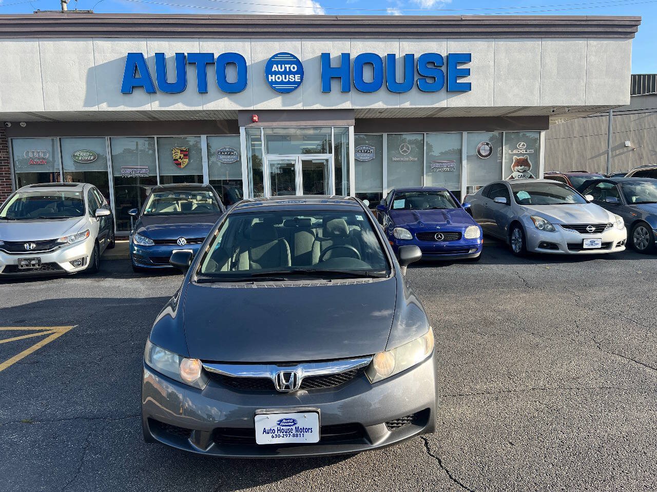 Used 2010 Honda Civic DX-VP image 2