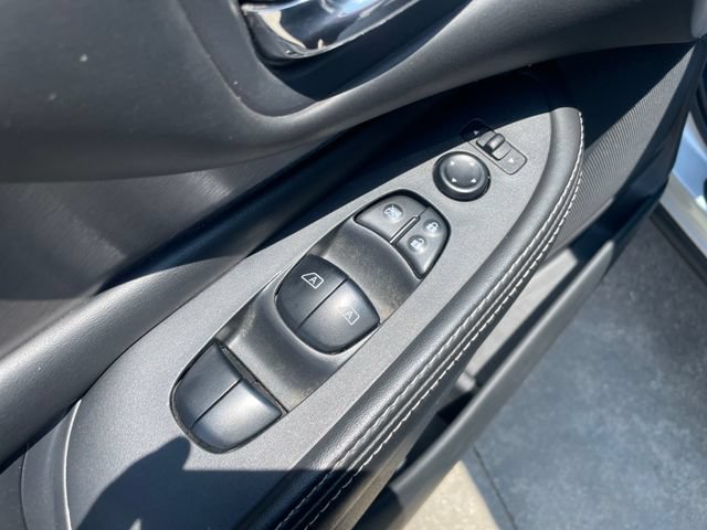 Used 2020 Nissan Murano SV FWD image 23