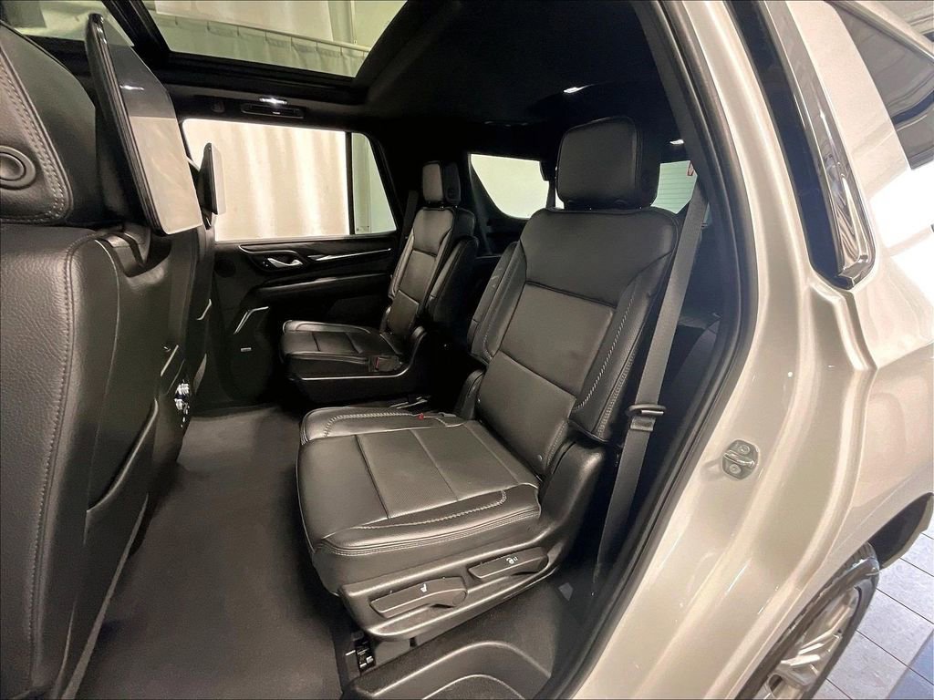 Used 2024 GMC Yukon Denali w/ Denali Reserve Package AWD/4WD image 15