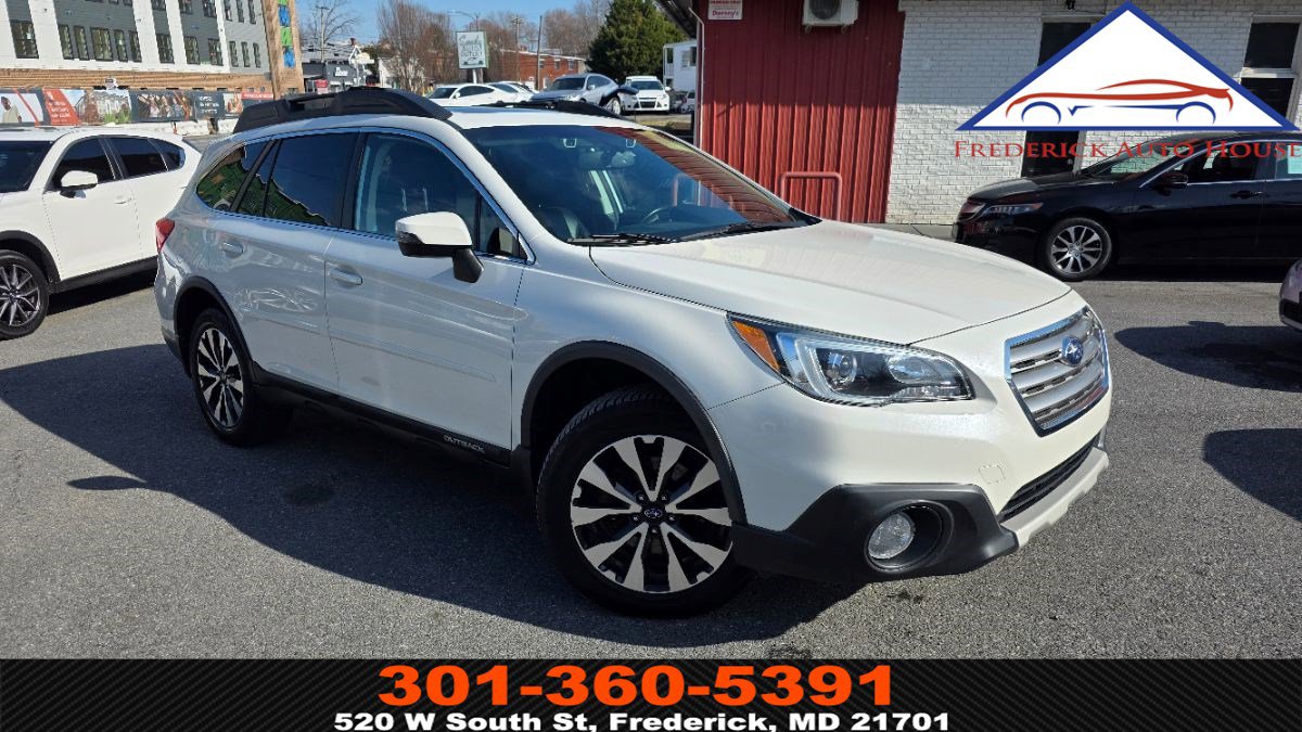 Used 2015 Subaru Outback 2.5i Limited image 1