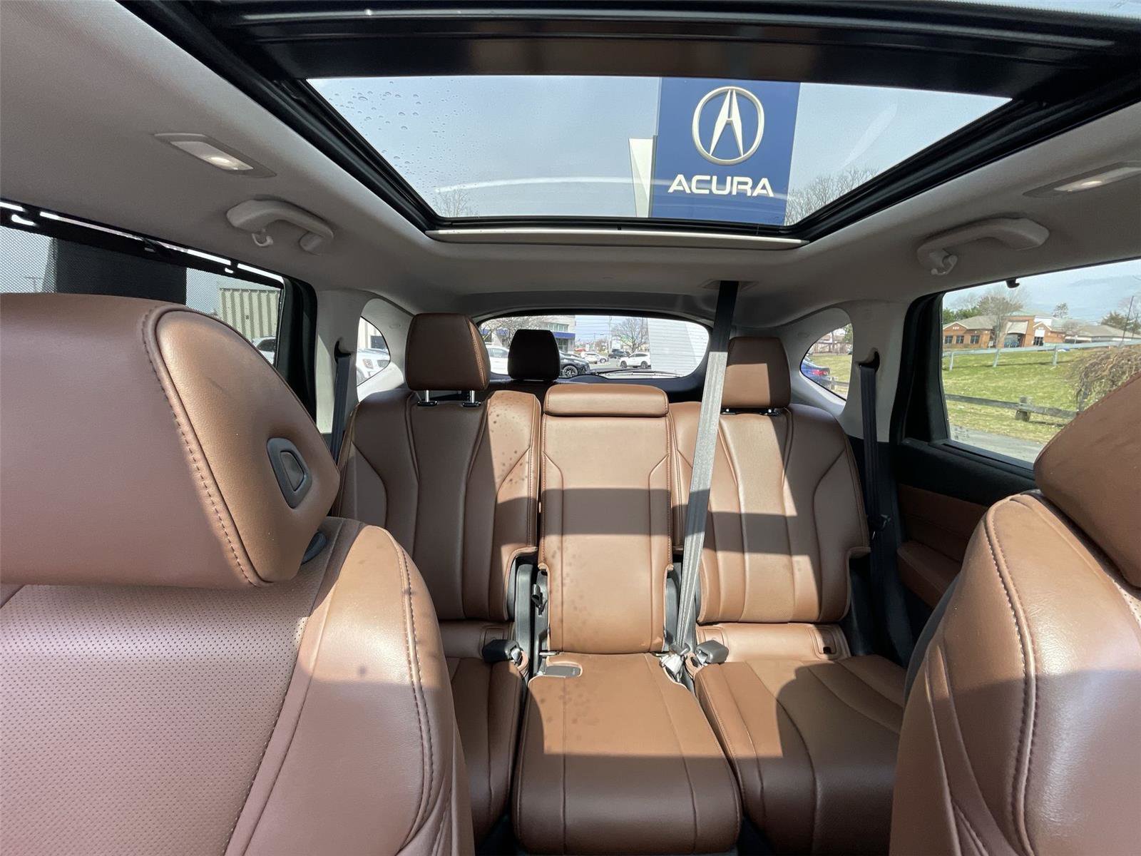 Used 2023 Acura MDX SH-AWD w/ Technology Package image 31