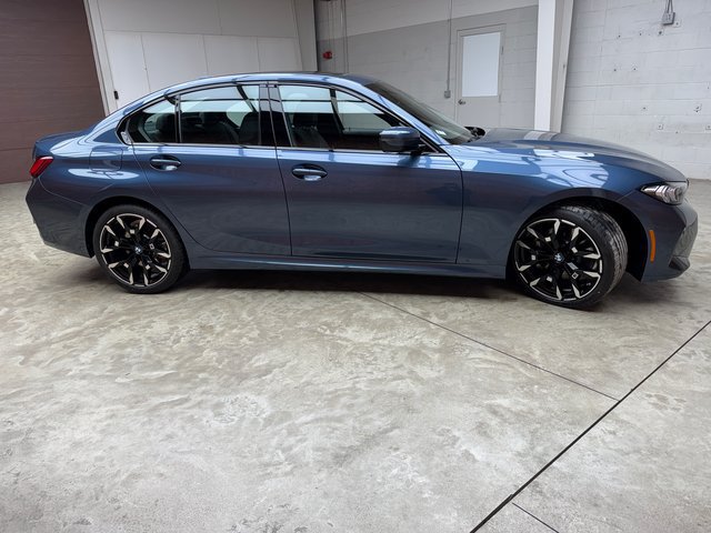 Used 2026 BMW 330i Sedan w/ M Sport Package RWD image 6