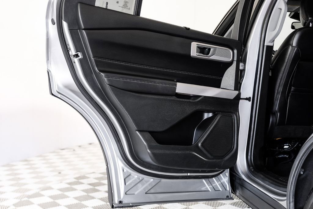 Used 2024 Ford Explorer Limited image 49