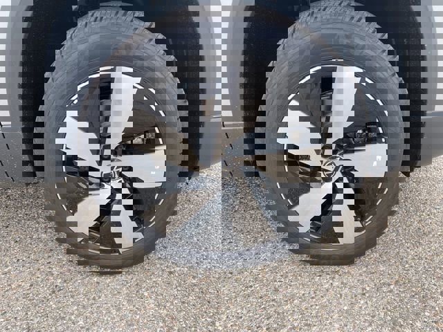 New 2025 Volkswagen Taos S image 22