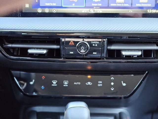 New 2026 Nissan Kicks SR w/ Cold Weather Package image 23