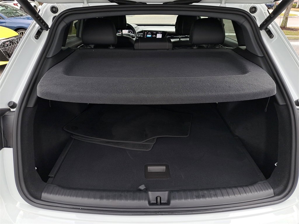 Certified 2024 Audi Q4 e-tron Premium Plus w/ Premium Plus image 31