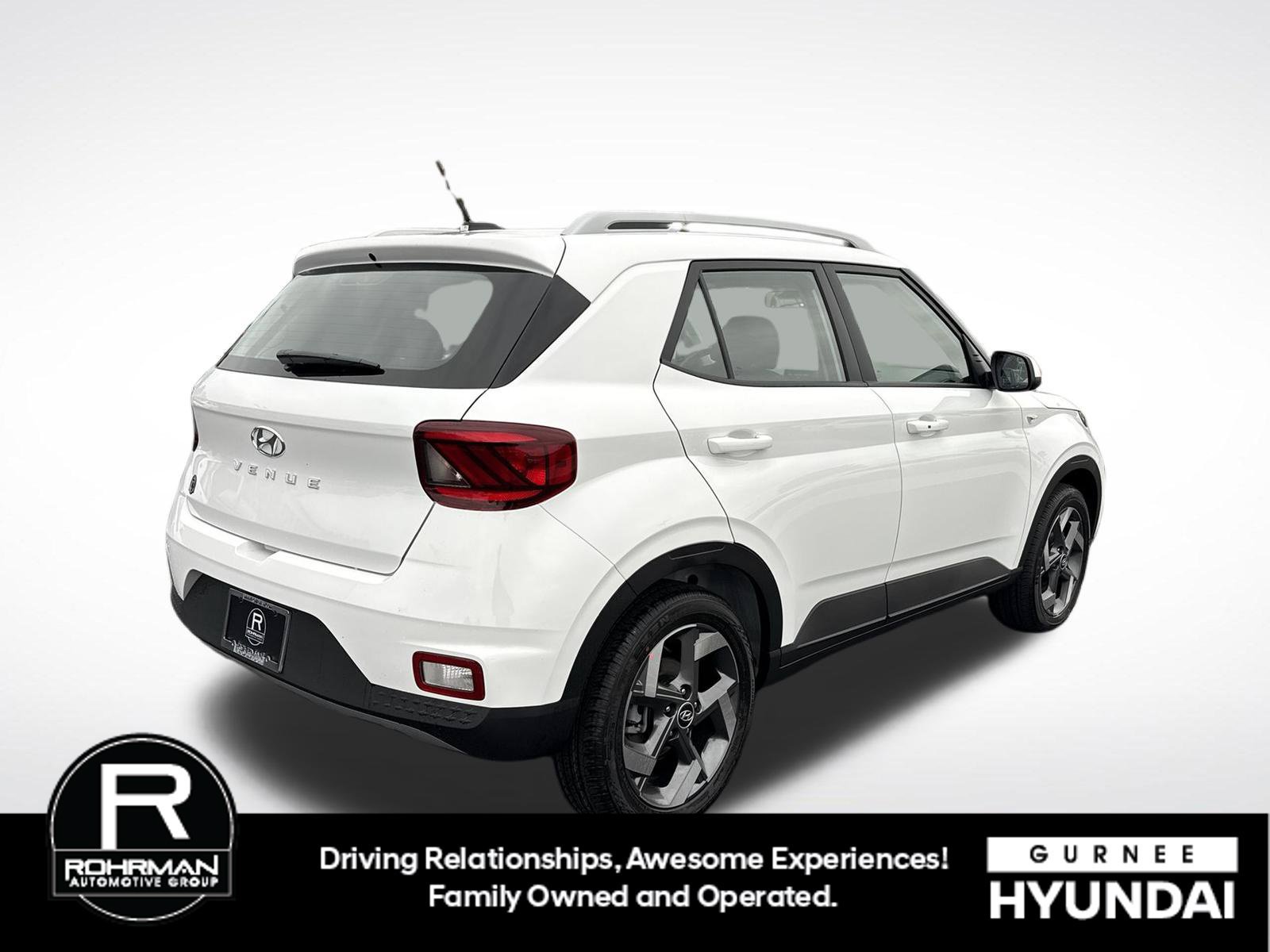 New 2026 Hyundai Venue SEL FWD image 9