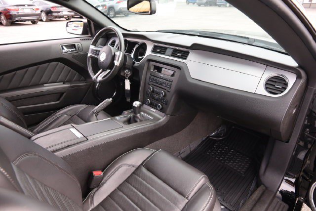 Used 2013 Ford Mustang GT Premium RWD image 8