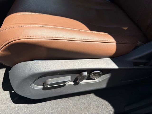 Used 2024 Acura MDX SH-AWD w/ Technology Package image 17