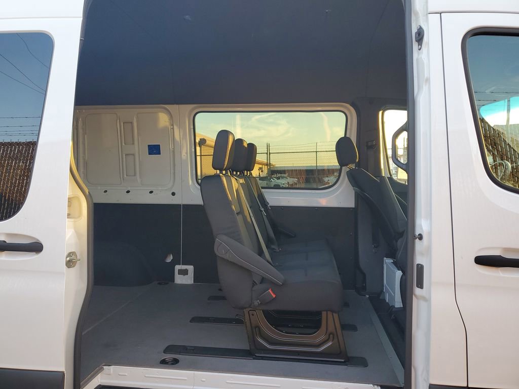 Used 2023 Mercedes-Benz Sprinter 2500 image 11