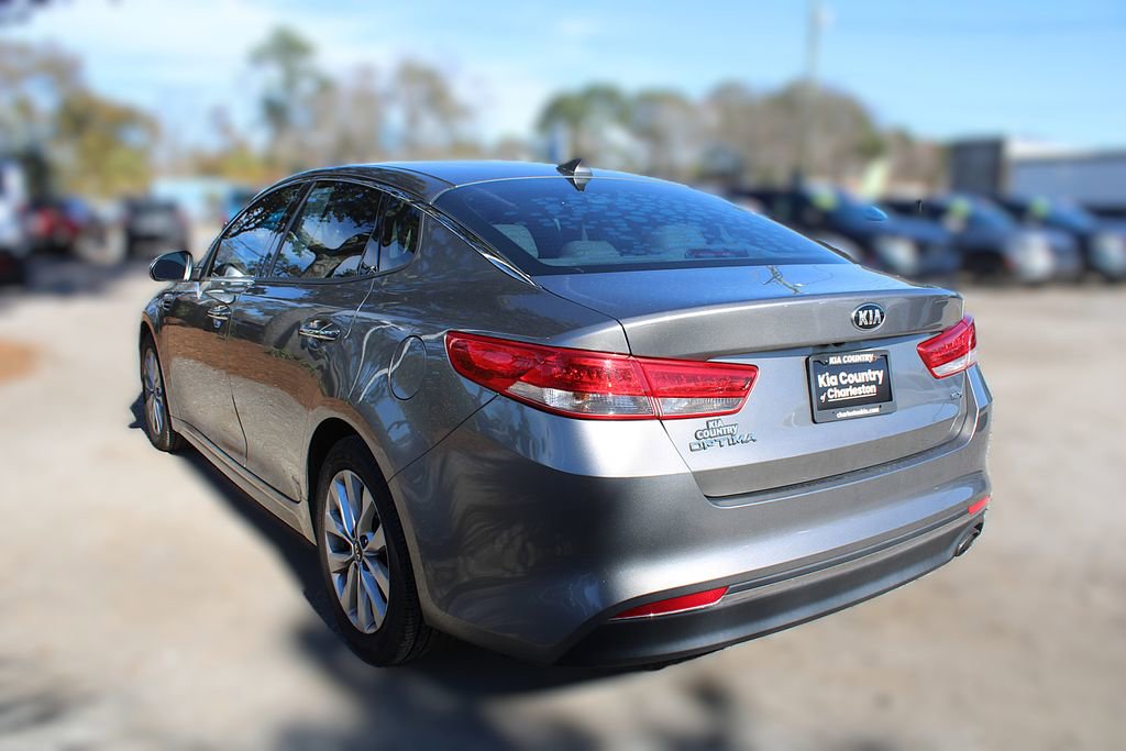 Used 2016 Kia Optima EX image 11