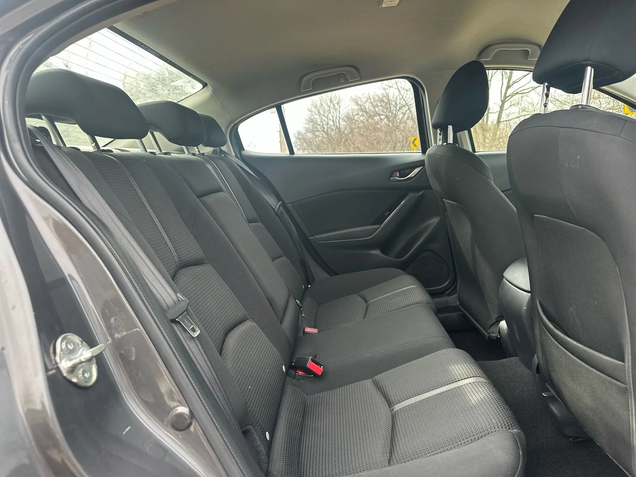 Used 2017 MAZDA MAZDA3 Sport w/ Preferred Equipment Package image 34