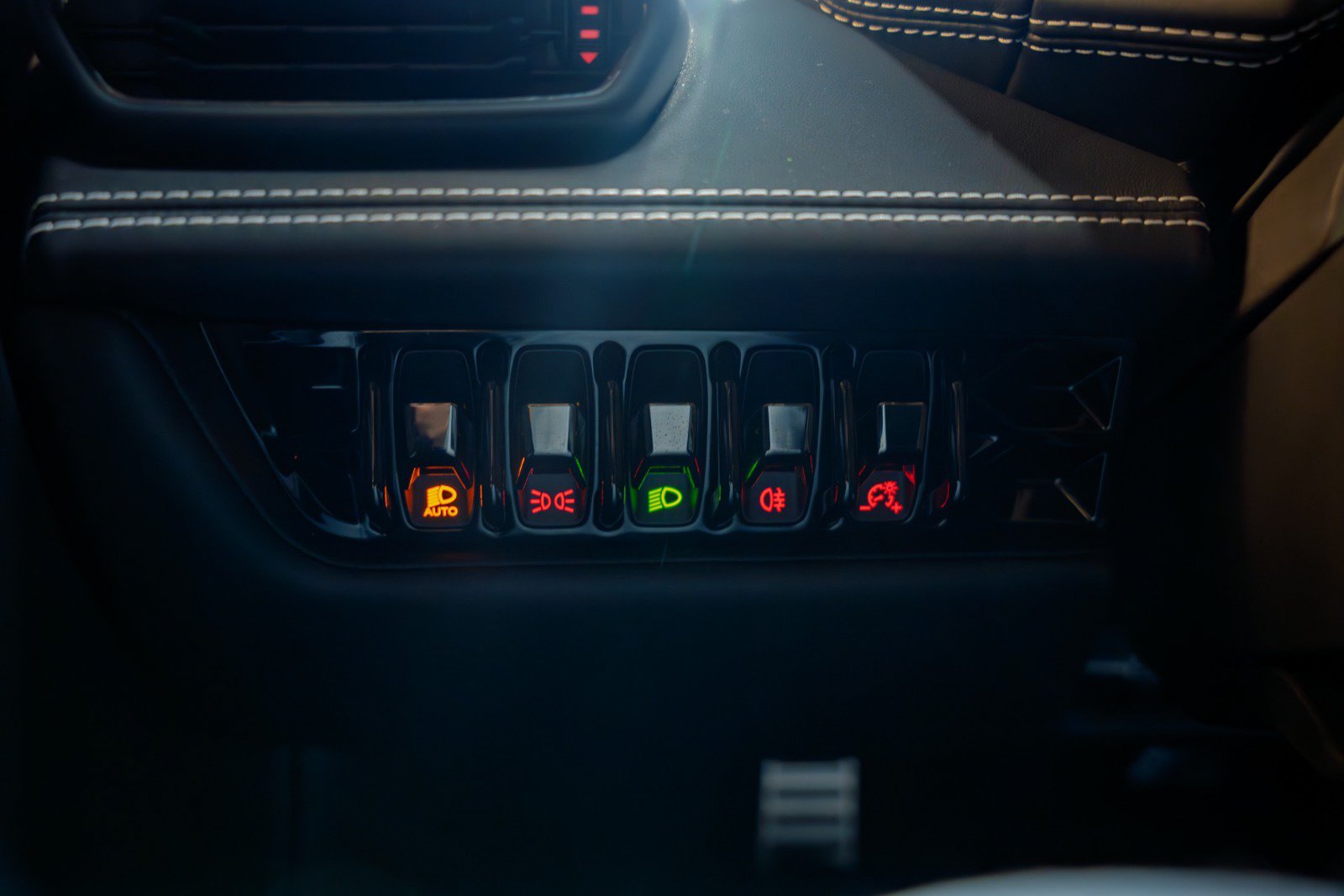 Used 2018 Lamborghini Huracan LP 580-2 RWD image 29