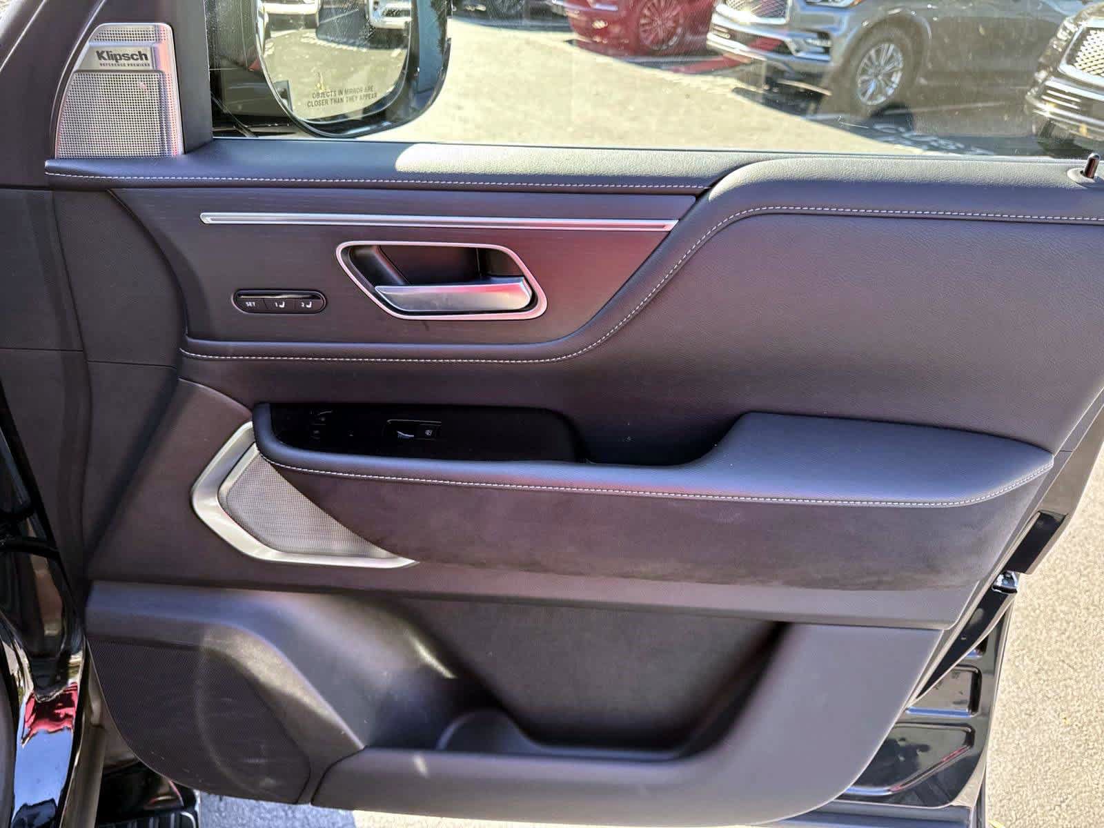 Certified 2025 INFINITI QX80 Sensory AWD/4WD image 14