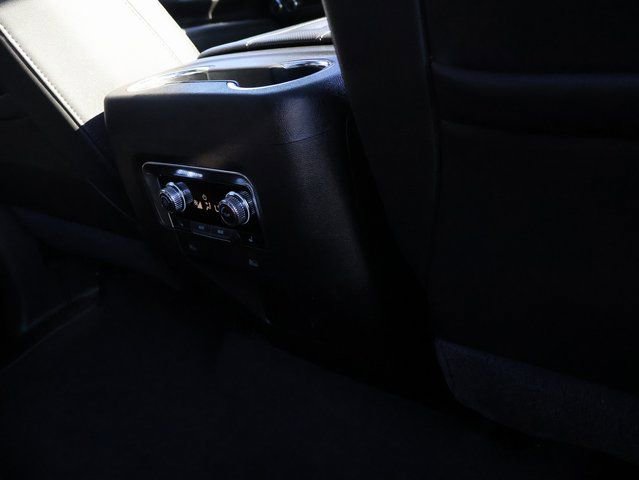 Used 2021 GMC Yukon AT4 w/ Technology Package image 18