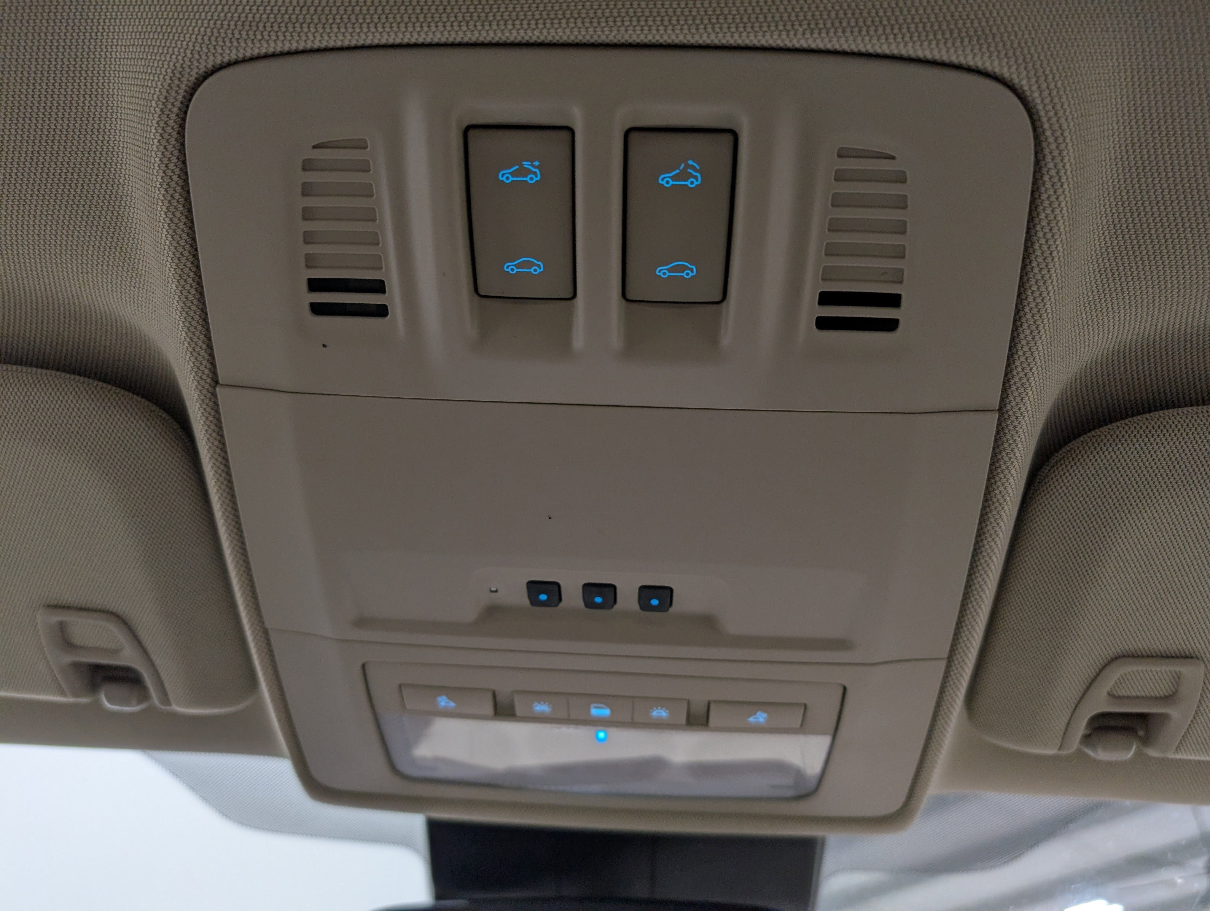 Used 2016 Buick Verano Sport Touring w/ Experience Buick Package image 22