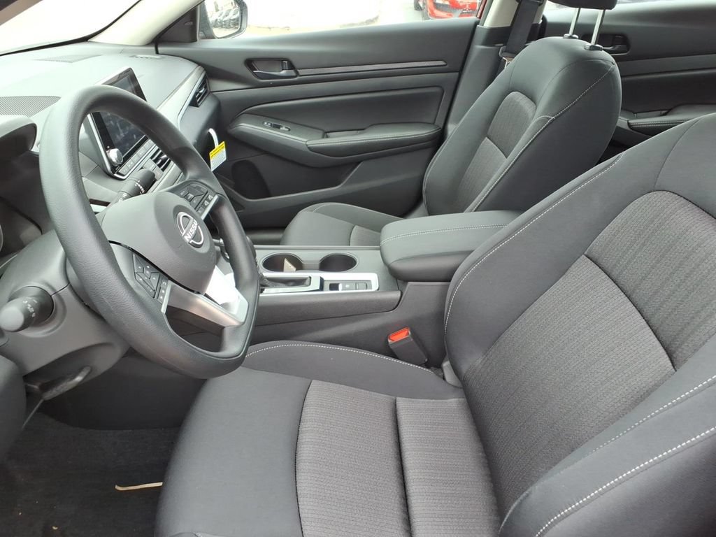 New 2026 Nissan Altima 2.5 SV AWD/4WD image 15