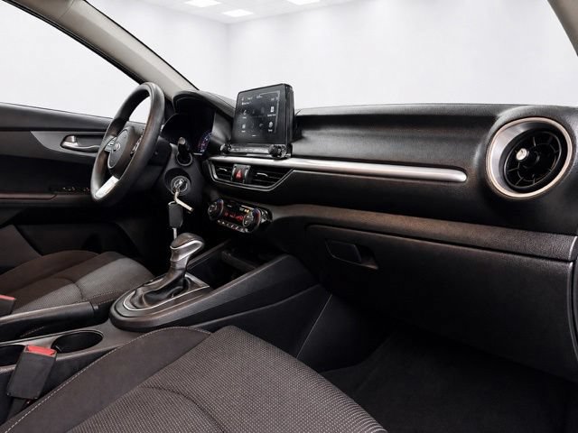 Used 2019 Kia Forte LXS FWD image 14
