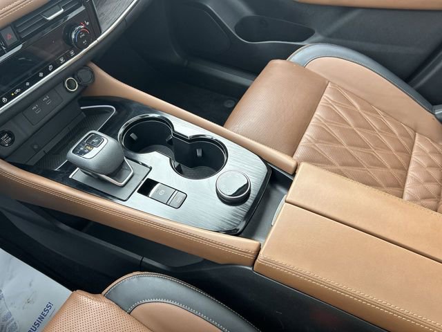 Used 2024 Nissan Rogue Platinum image 23