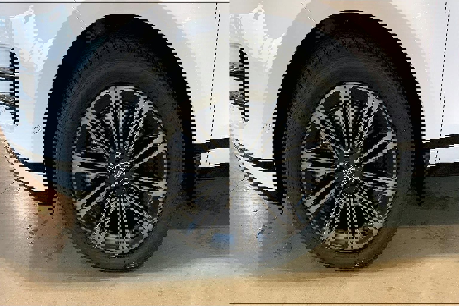 New 2026 Land Rover Range Rover Evoque Dynamic SE image 11