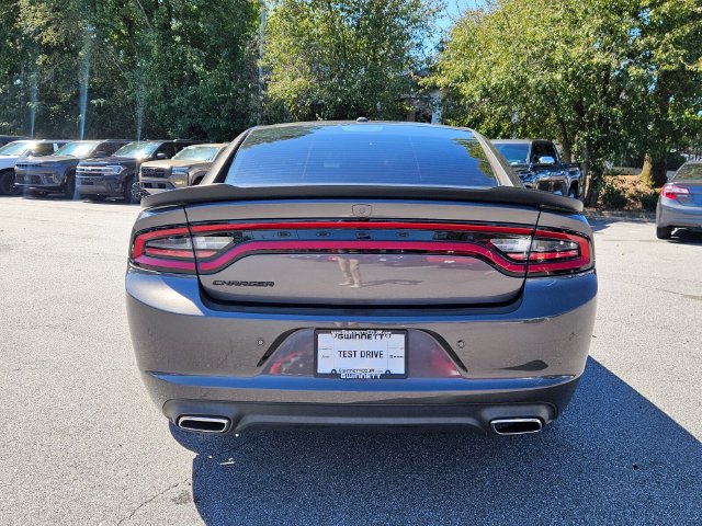 Used 2020 Dodge Charger SXT w/ Blacktop Package RWD image 7